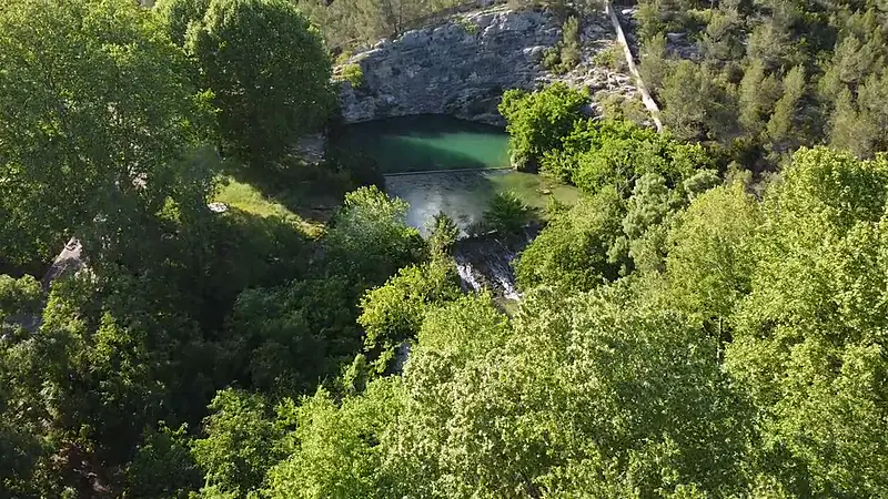 Paysage naturel et eau turquoise, inspiration pour vos sorties